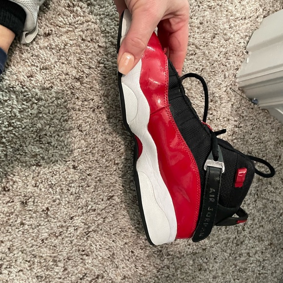 Boys shoes, cleats, indoor shoes. Great condition. - Picture 10 of 13